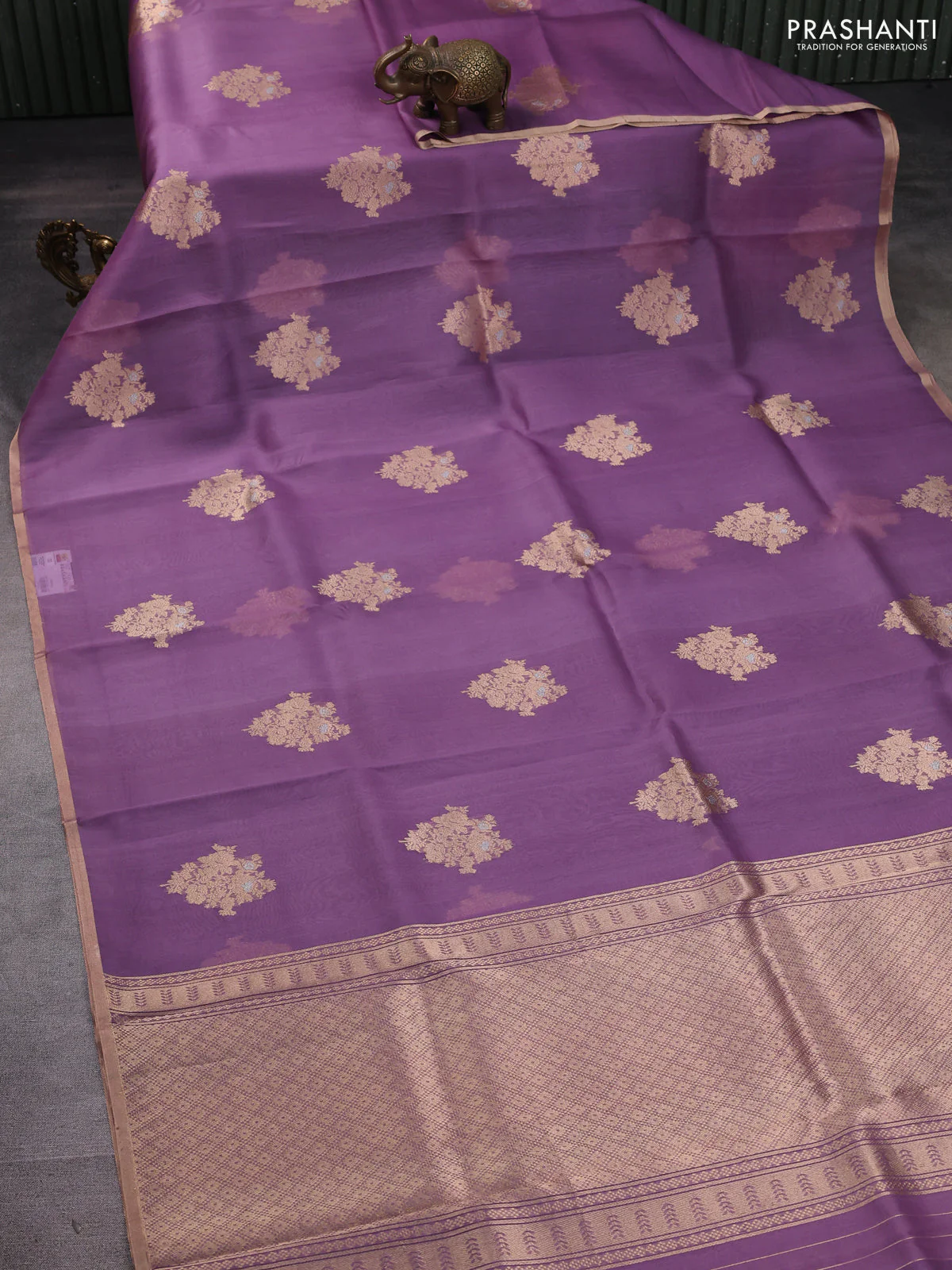 Banarasi organza silk saree pastel purple with zari woven buttas and zari woven border - Image 2