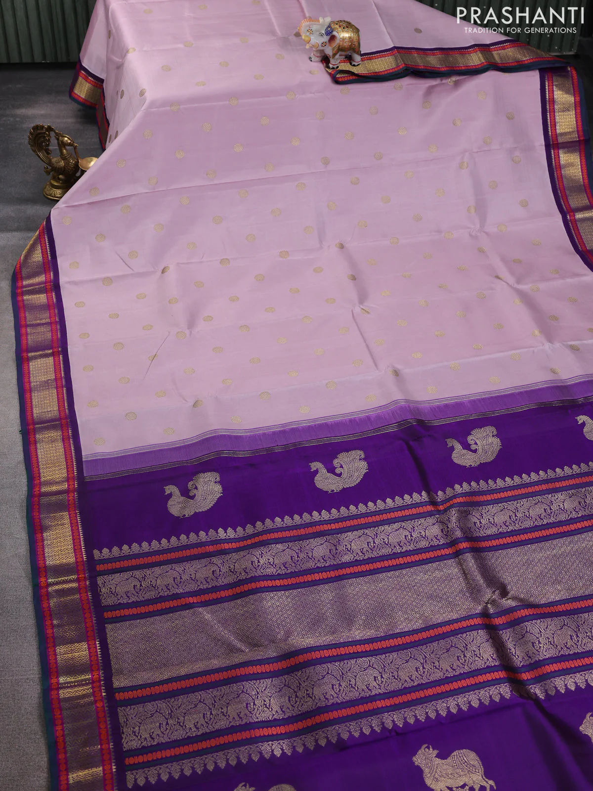 Pure kanchipuram silk saree pastel pink and violet with zari woven buttas and zari woven korvai border - Image 2