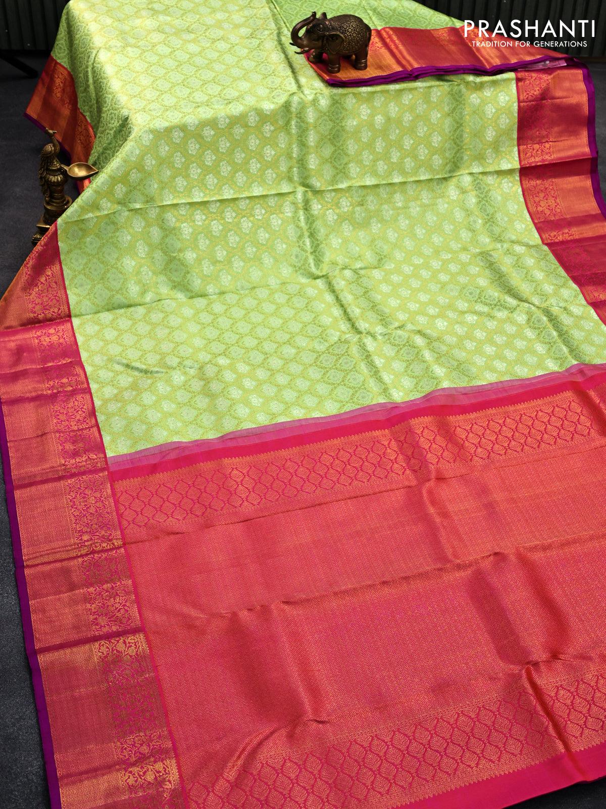 Pure kanjivaram silk saree pista green and dual shade of pinkish orange with allover silver & gold zari woven brocade weaves and floral zari woven korvai border - Image 3