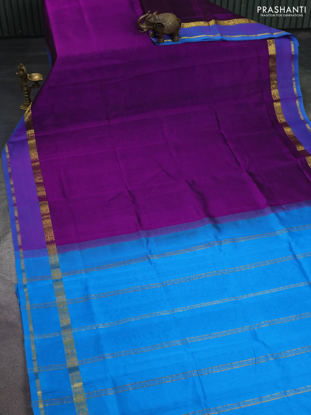 Silk cotton saree purple and cs blue with plain body and rettapet zari woven border - Image 2